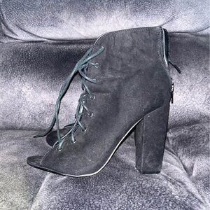 Black Open Toe Boot Style Heels, size 7